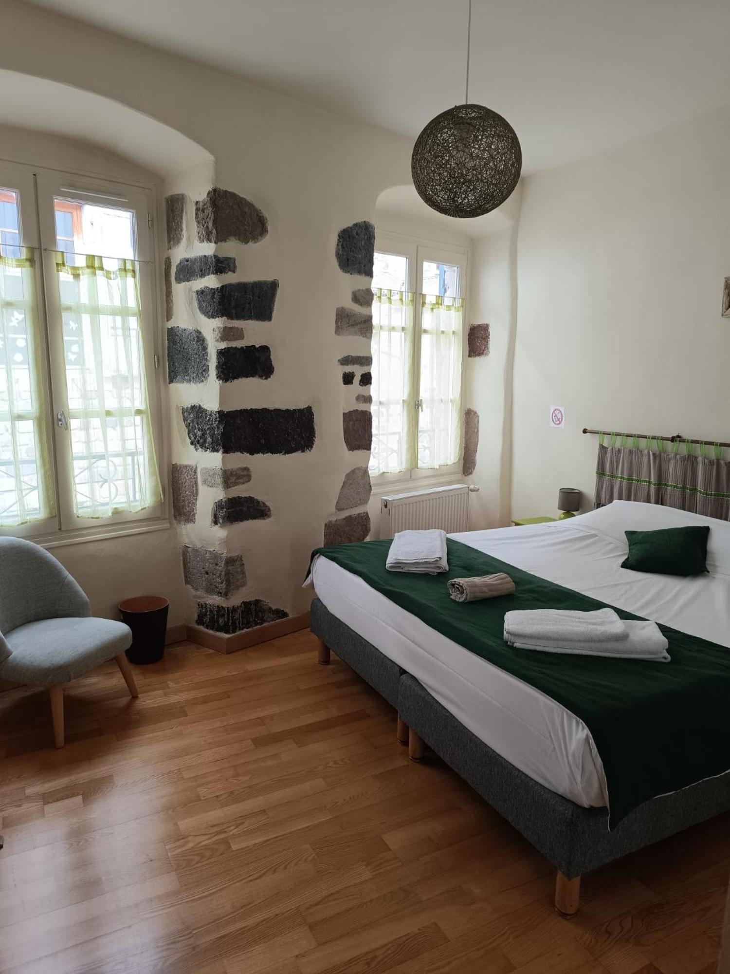 Relais Du Noble Voyageur Hotel Brioude Ngoại thất bức ảnh